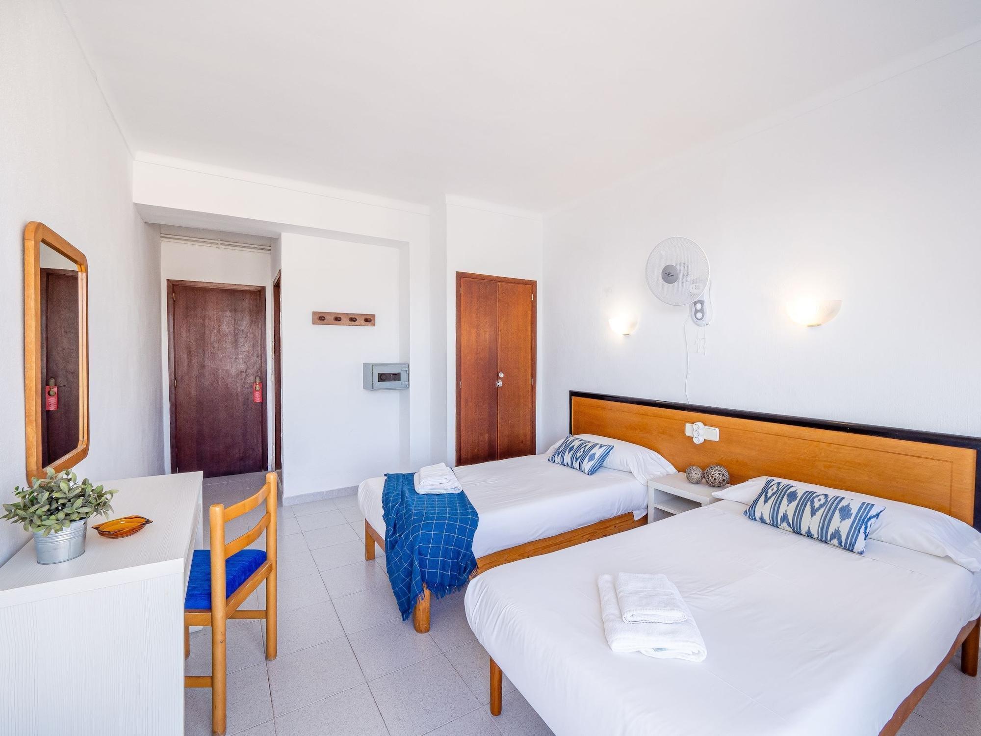 Hostal Port Corona Cala Ratjada (Mallorca) Exterior foto